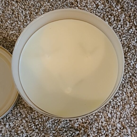 WHITE TEA & SAGE 3 Wick Candle Bath & Body Works - Picture 4 of 5